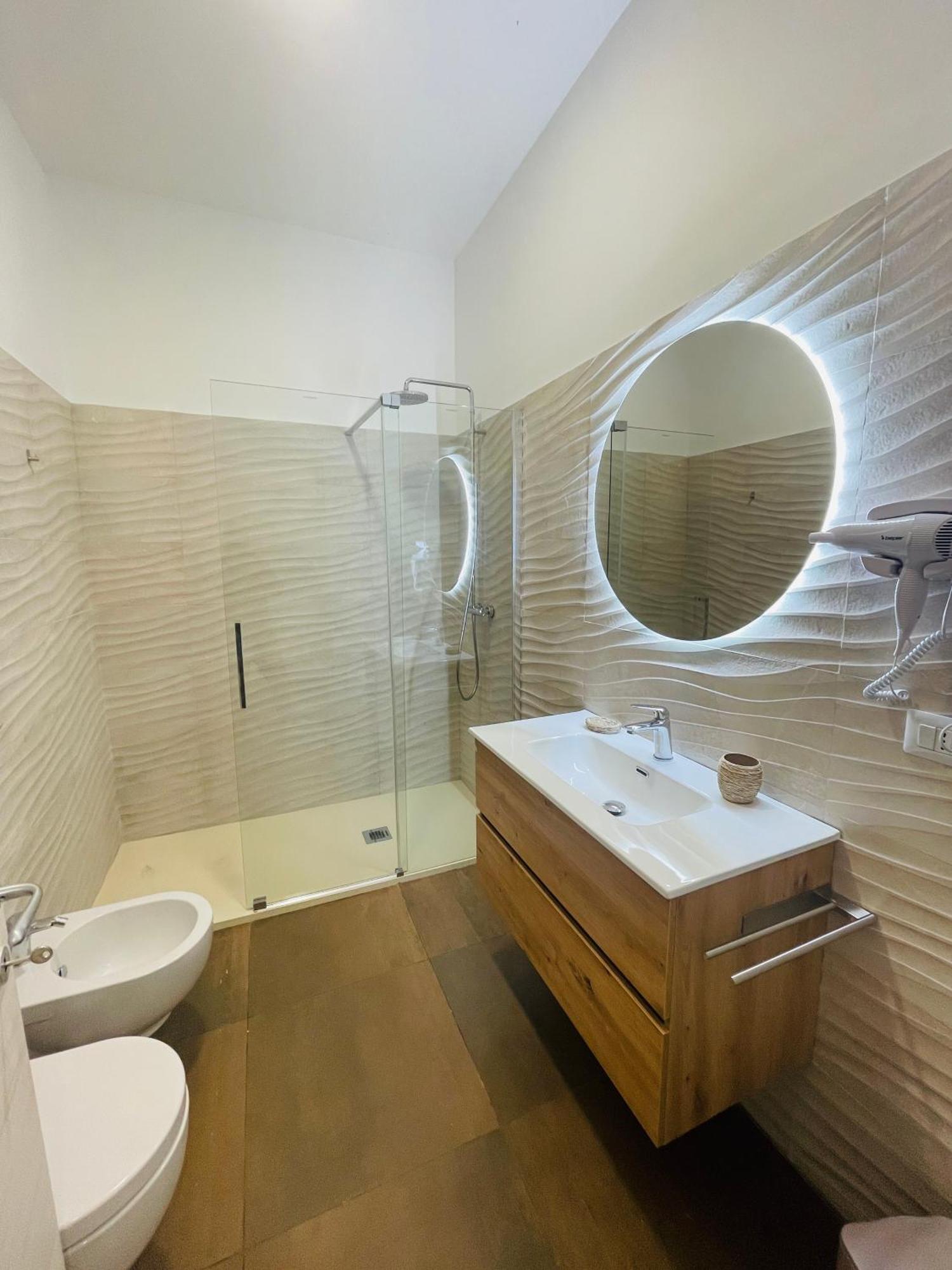 Nerisa Home Неаполь Екстер'єр фото